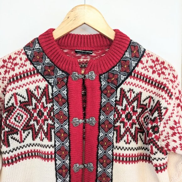 Vintage Dale of Norway Wool Sweater with Silver Clasps - Size M - Picture 2 of 7